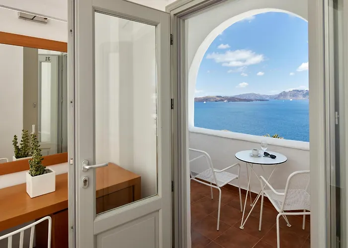 Santorini View 3* Akrotírion